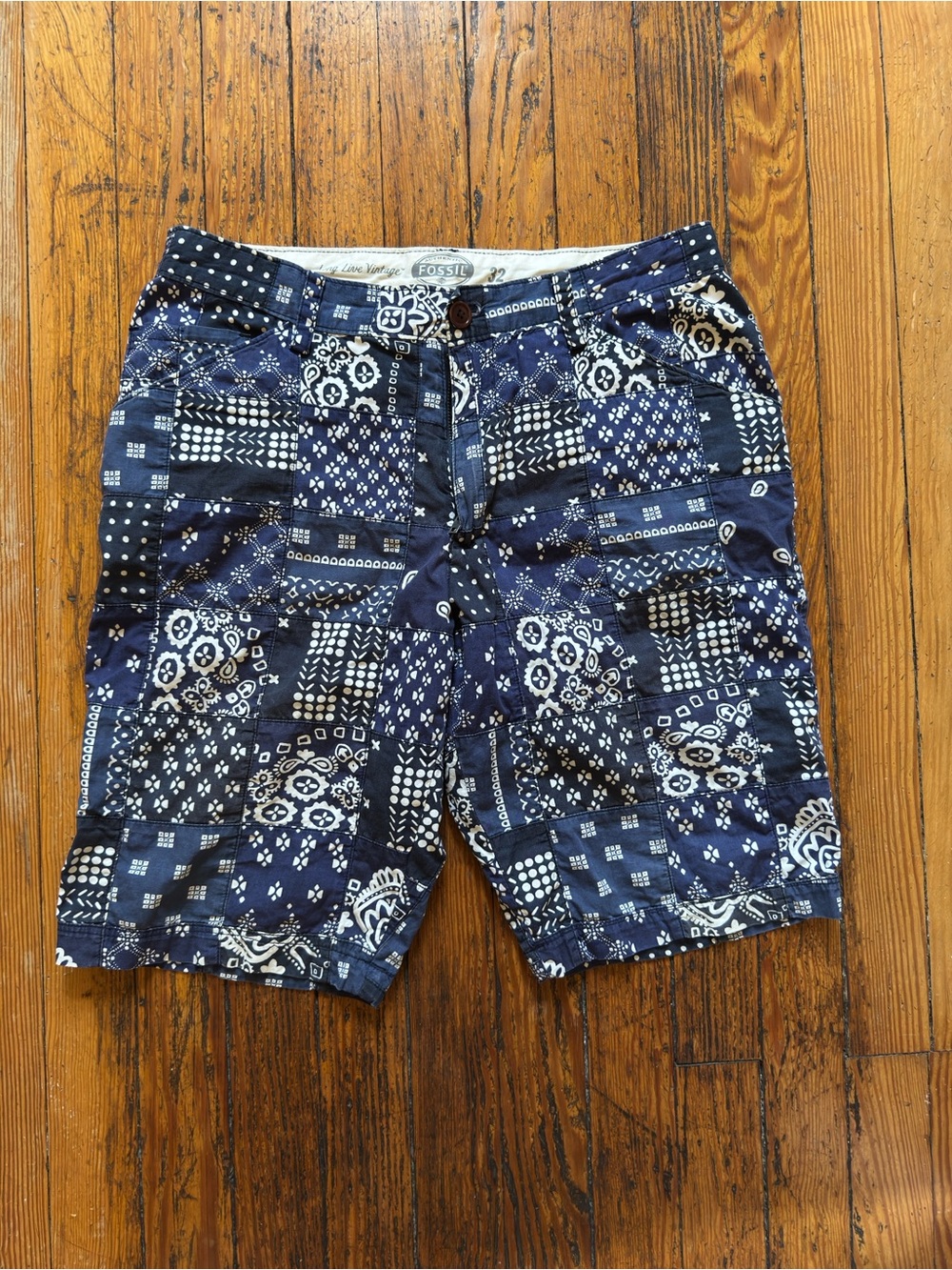 Fossil Navy Blue Bandana Patchwork Shorts Sz 32 Mens Paisley